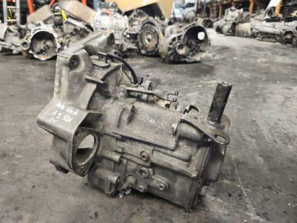 BOITE DE VITESSE VW POLO 6N / 6N2 1.9SDI CODE: FFV - Vue 6